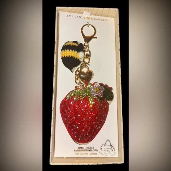 EYE CANDY LA Hand-Crocheted & Beaded Strawberry Bumblebee Keychain Bag Charm NWT - Picture 6 of 9